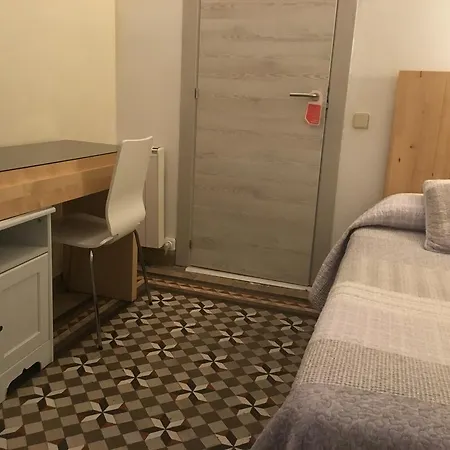 Eixample 2* Barcelona