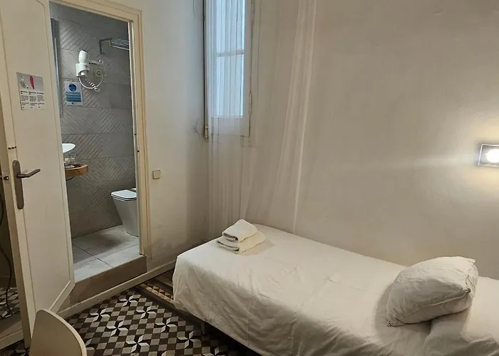 에이샴플라 게스트하우스 2*