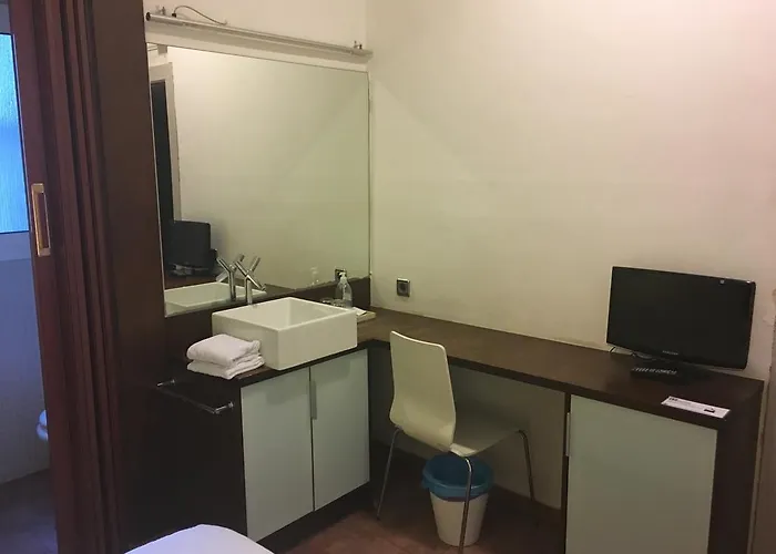 招待所 艾克萨博旅馆 2*