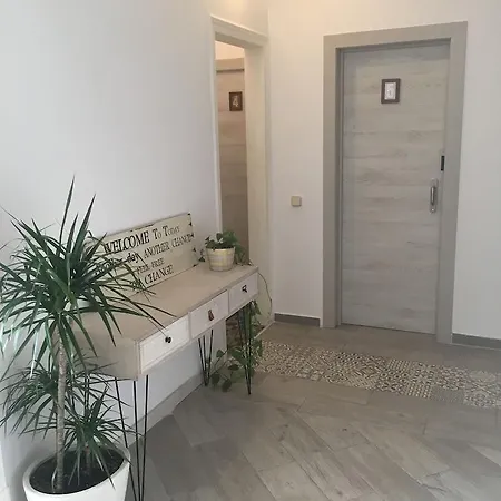 Πανσιόν Eixample 2*