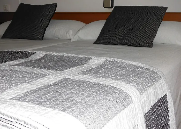 Πανσιόν Eixample 2*