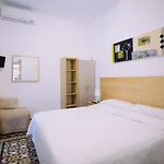 艾克萨博旅馆 招待所 2*