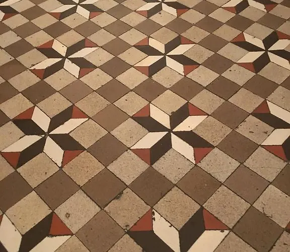 Гостевой дом Eixample 2*