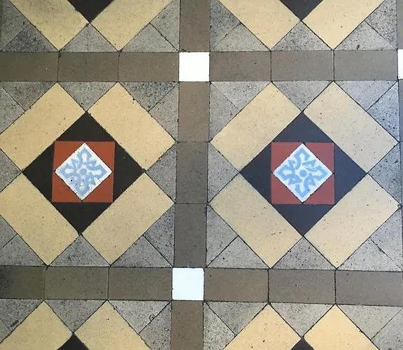 Eixample 2* Барселона