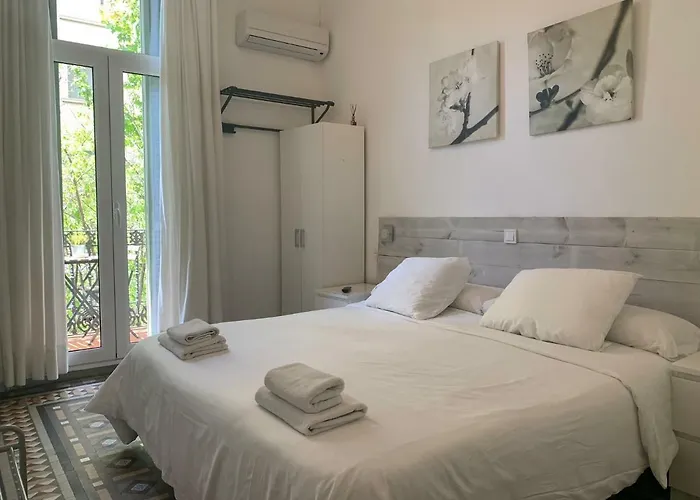Eixample Vendégház 2*